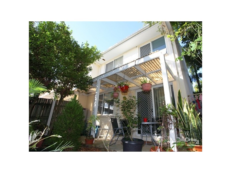 1/51 Kowonga Street, Pacific Paradise QLD 4564