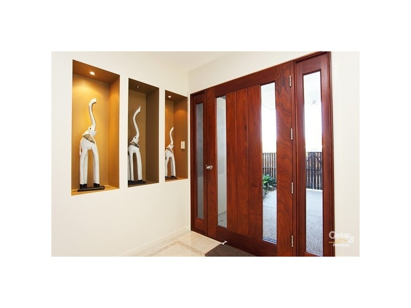 43 Baywater Drive, Twin Waters QLD 4564