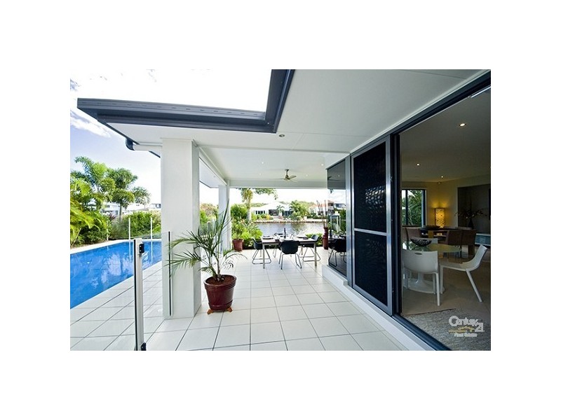 24 Karinya Place, Twin Waters QLD 4564