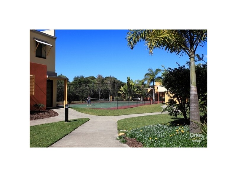 2/885 David Low Way, Marcoola QLD 4564