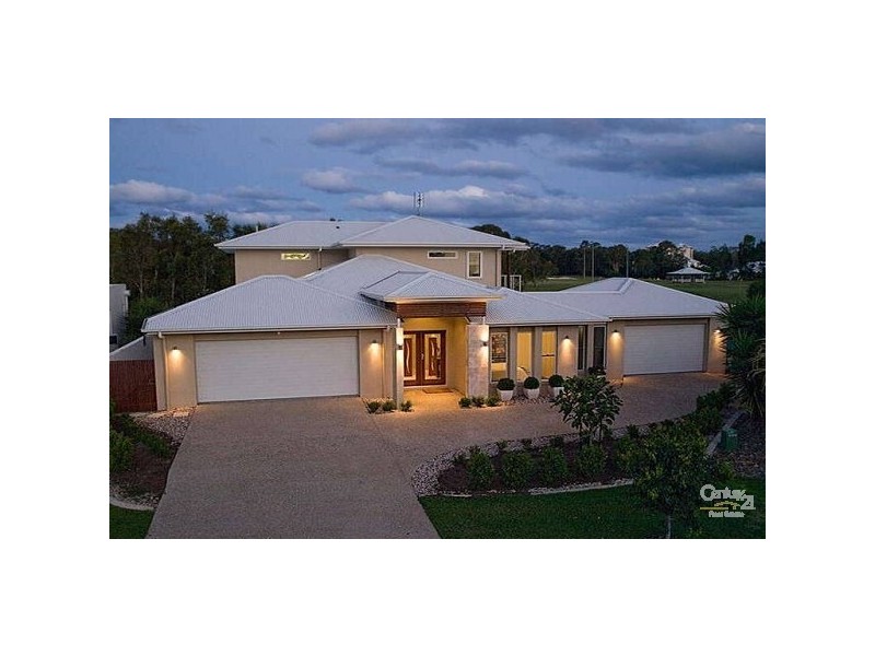 33 Hetherington Drive, Twin Waters QLD 4564