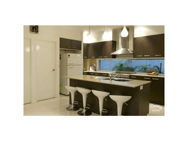 33 Hetherington Drive, Twin Waters QLD 4564