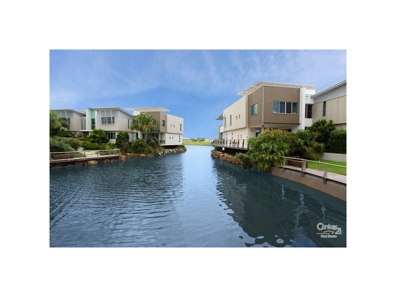 5/20 Anchorage Circuit, Twin Waters QLD 4564