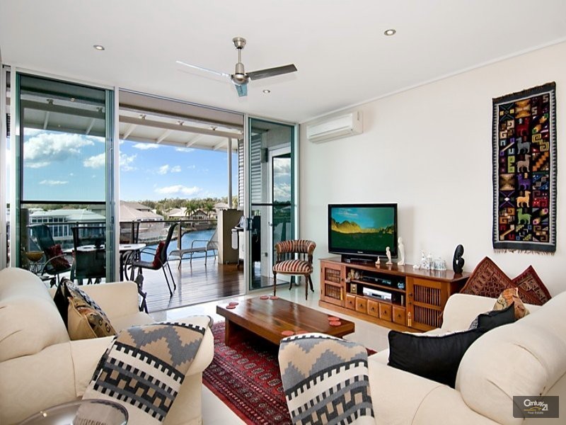 8/20 Anchorage Circuit, Twin Waters QLD 4564