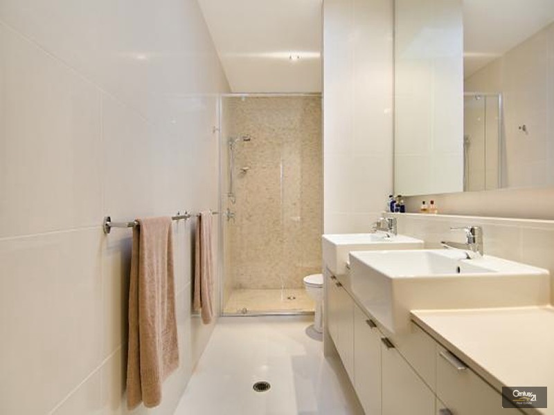 8/20 Anchorage Circuit, Twin Waters QLD 4564