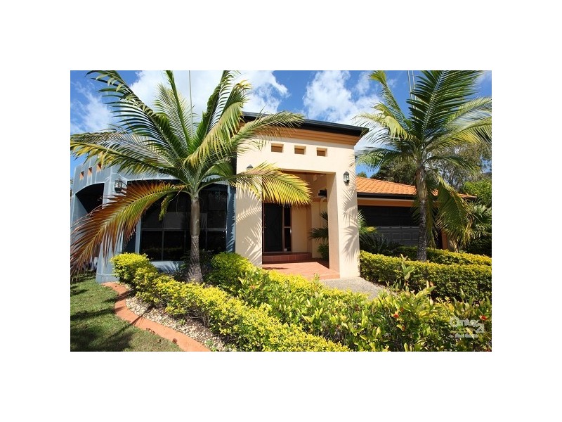 2 Esperance Drive, Twin Waters QLD 4564