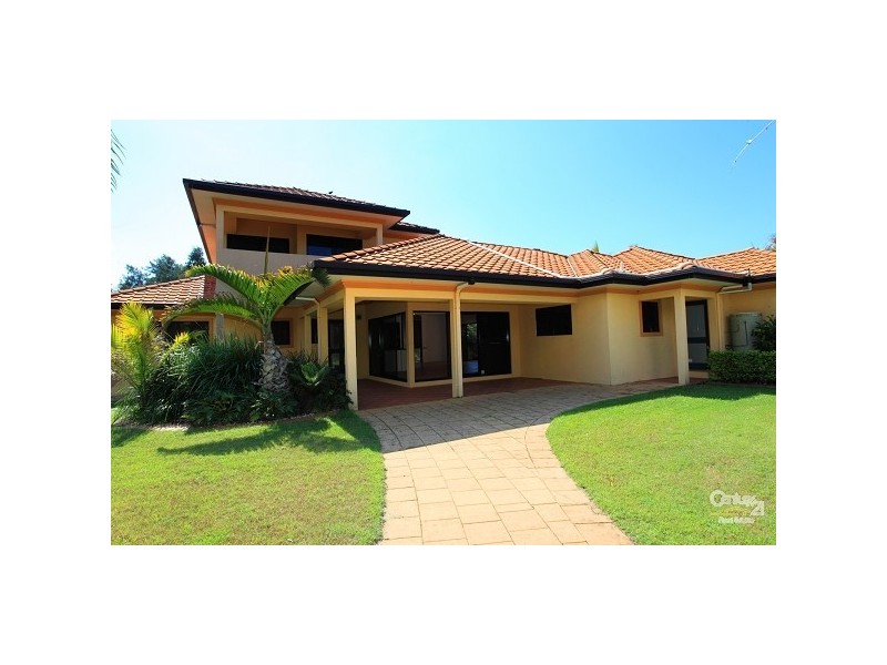 2 Esperance Drive, Twin Waters QLD 4564