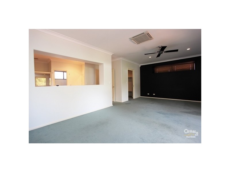 2 Esperance Drive, Twin Waters QLD 4564