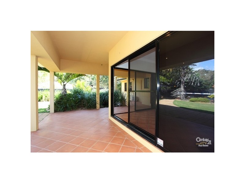 2 Esperance Drive, Twin Waters QLD 4564