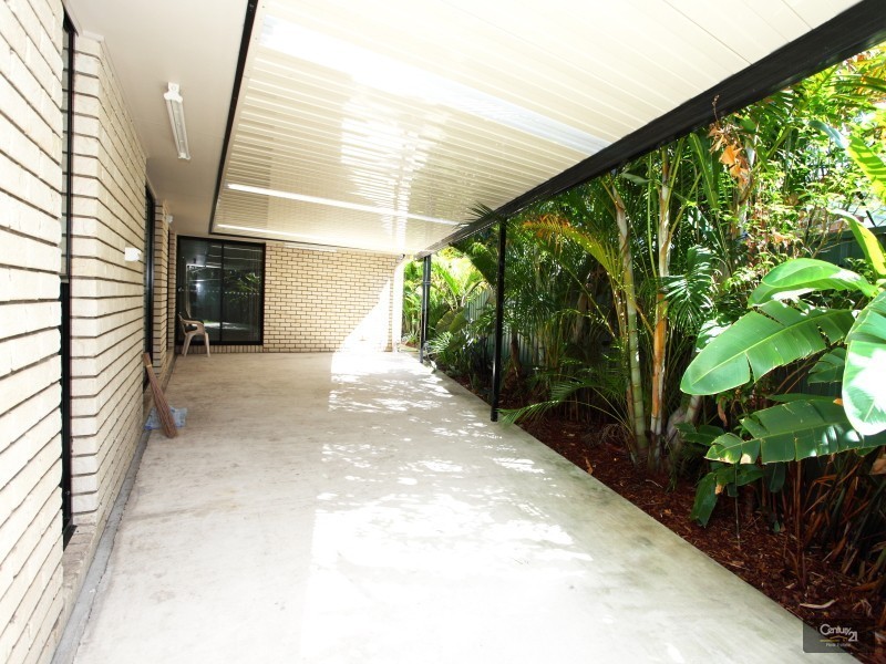 2 First Avenue, Marcoola QLD 4564