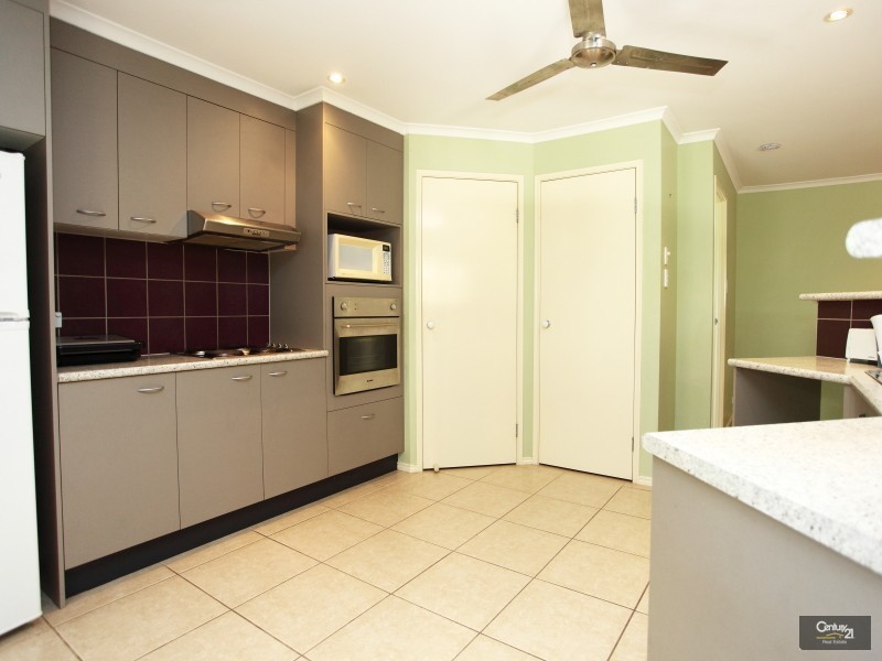 2 First Avenue, Marcoola QLD 4564