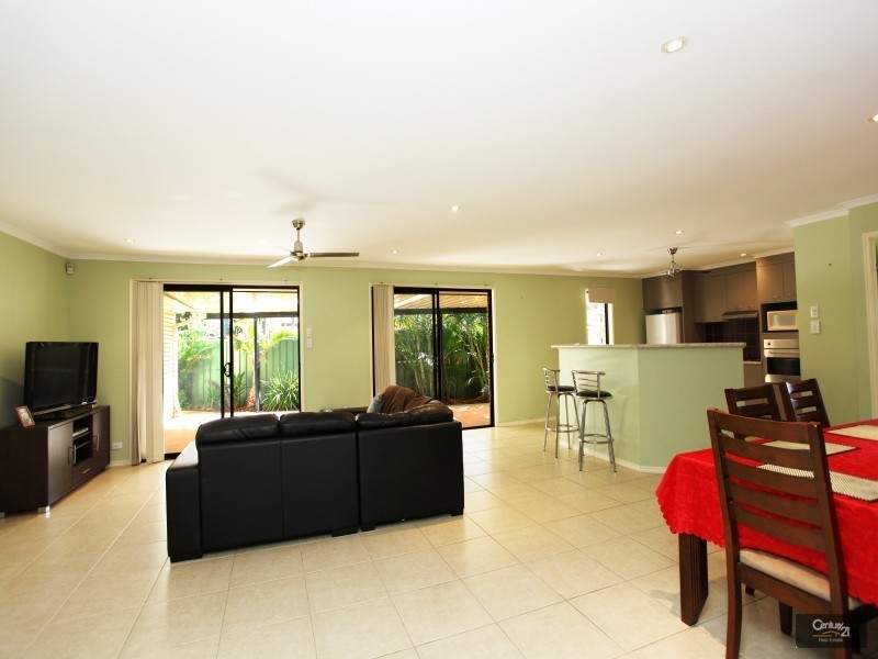 2 First Avenue, Marcoola QLD 4564