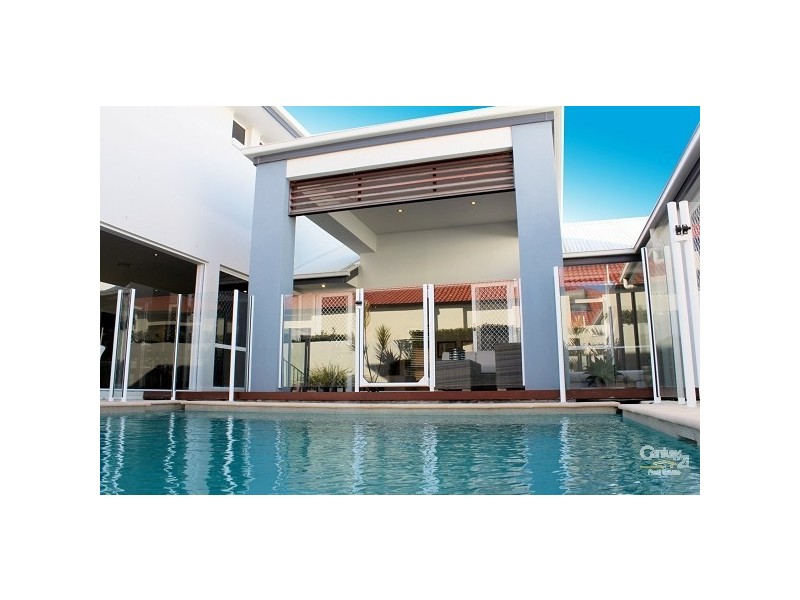 24 Veerings, Twin Waters QLD 4564