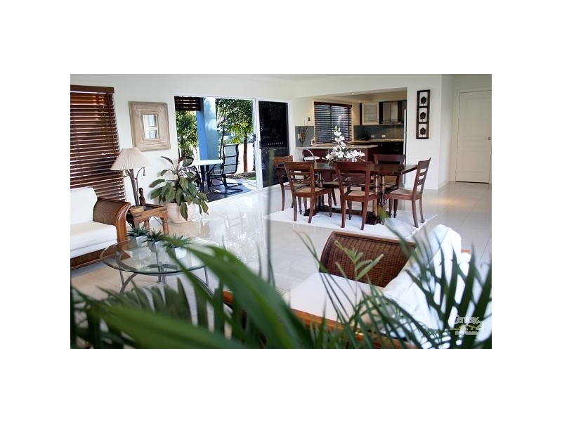 24 Veerings, Twin Waters QLD 4564