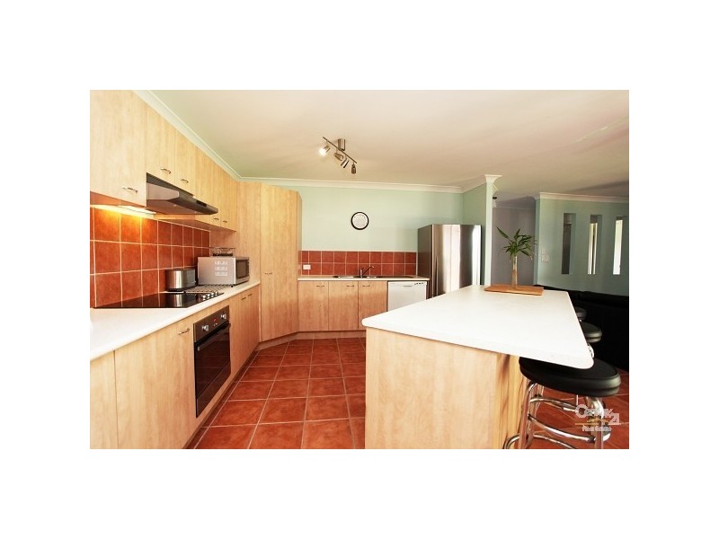 17 Stillwater Drive, Twin Waters QLD 4564