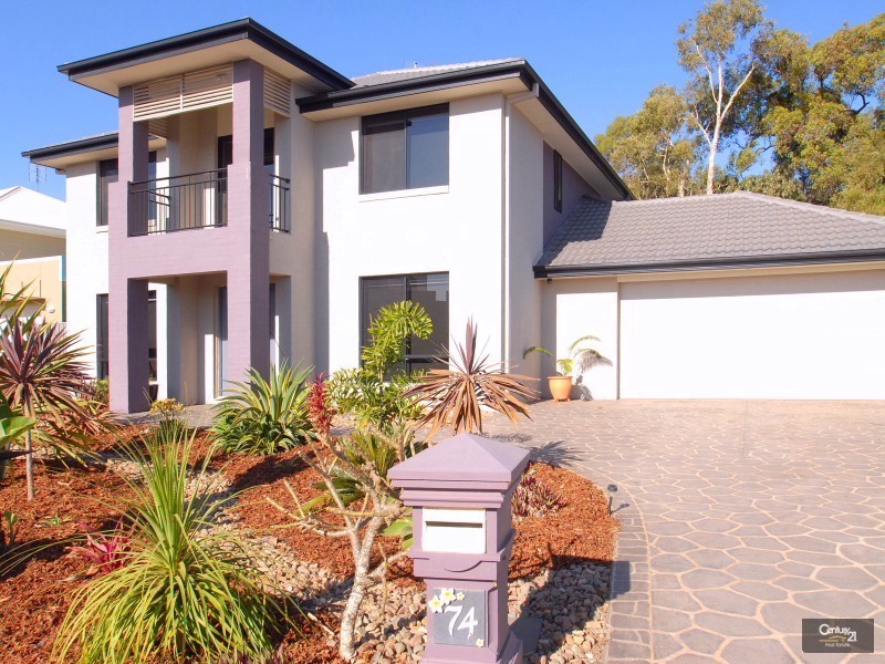 74 Anchorage Circuit, Twin Waters QLD 4564