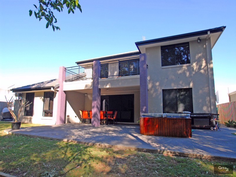 74 Anchorage Circuit, Twin Waters QLD 4564