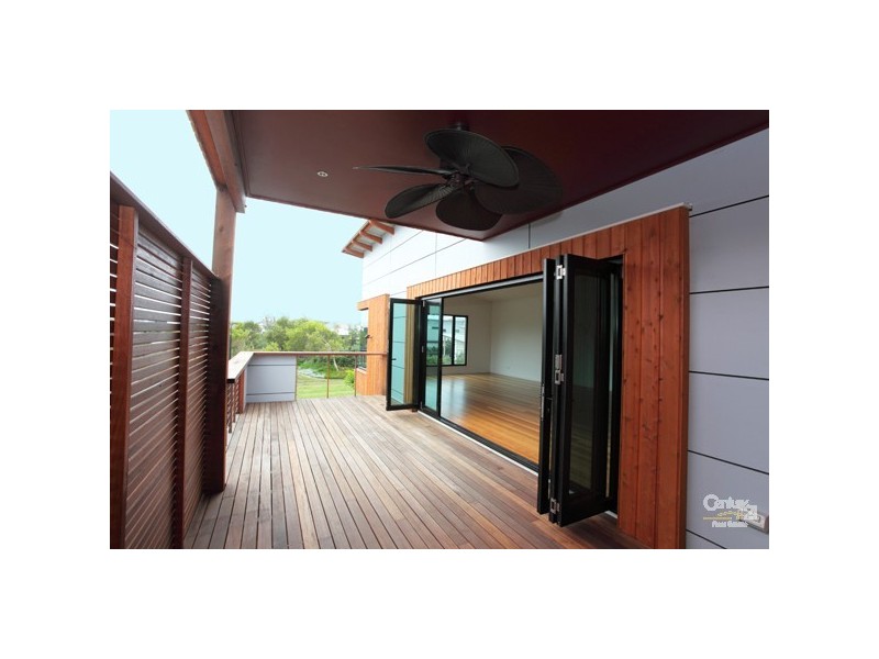 18 Boardrider Crescent, Mount Coolum QLD 4573