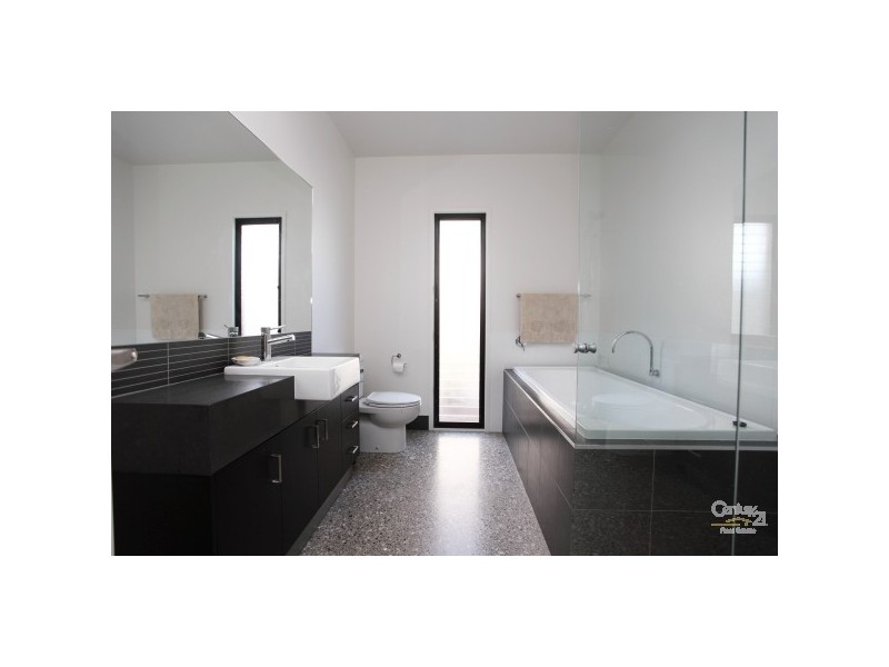 18 Boardrider, Mount Coolum QLD 4573