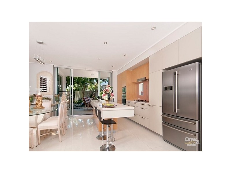 13/20 Anchorage Circuit, Twin Waters QLD 4564