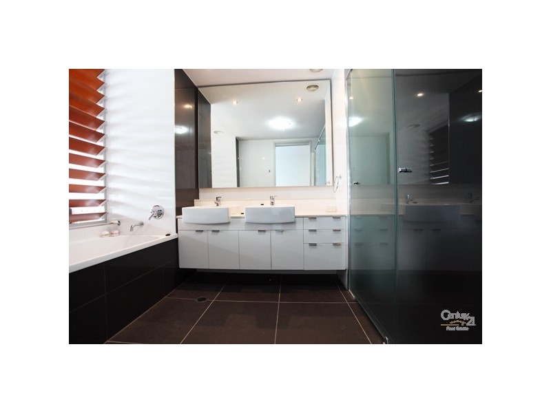 5/20 Anchorage Circuit, Twin Waters QLD 4564