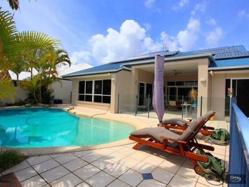50 Prestwick Drive, Twin Waters QLD 4564
