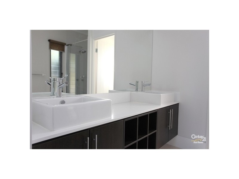 55 Baywater Drive, Twin Waters QLD 4564