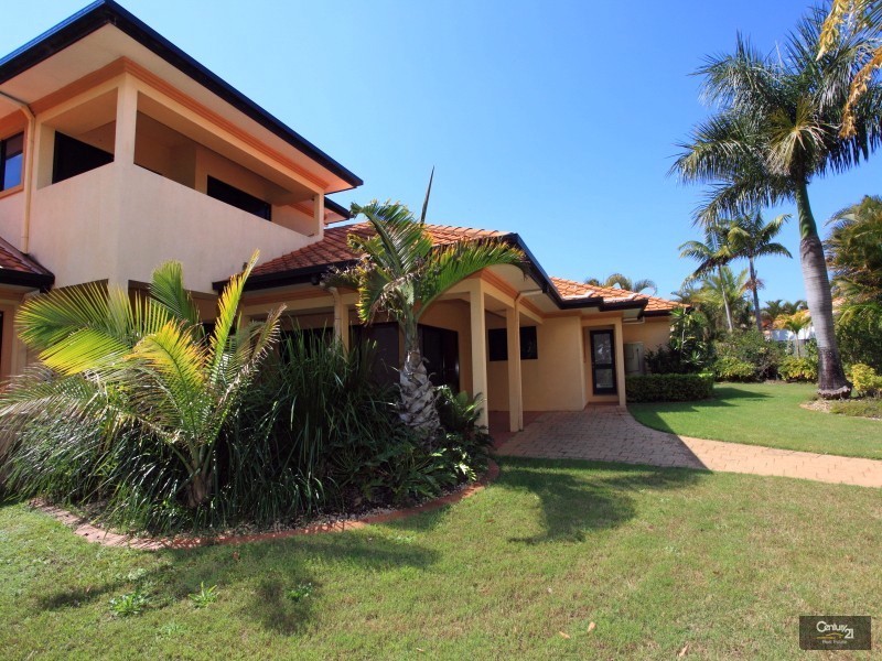 2 Esperance Drive, Twin Waters QLD 4564