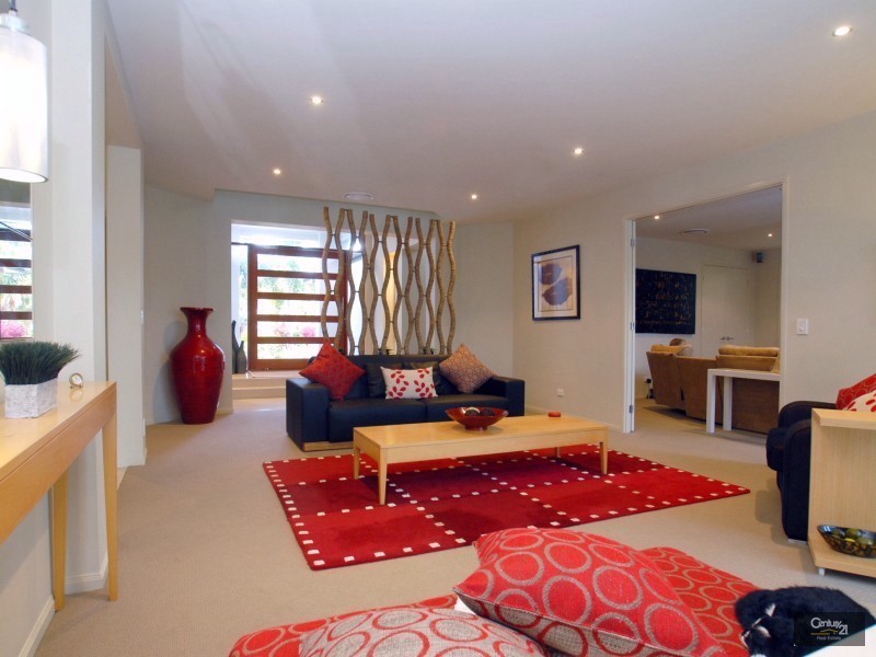 24 Karinya Place, Twin Waters QLD 4564