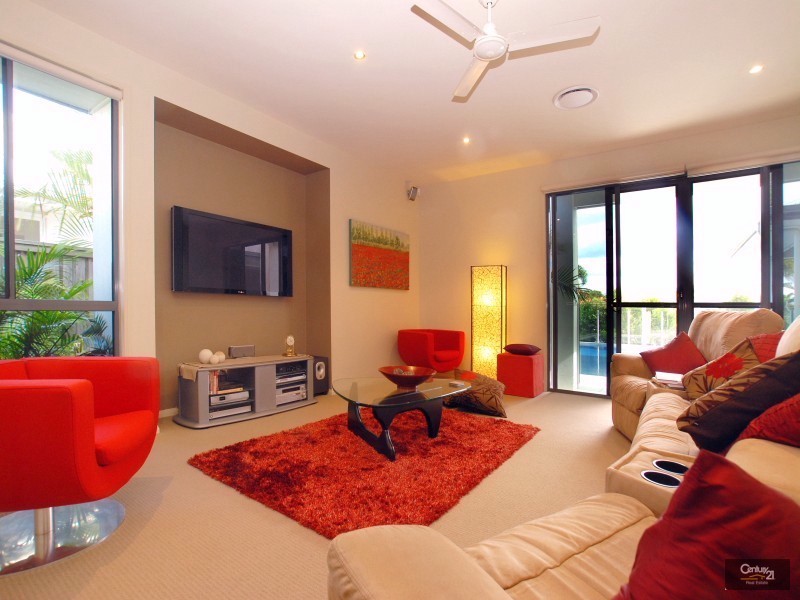 24 Karinya Place, Twin Waters QLD 4564