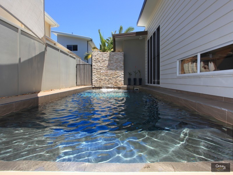 18 Waterline Close, Mount Coolum QLD 4573