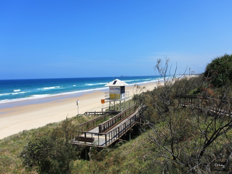 18 Waterline Close, Mount Coolum QLD 4573