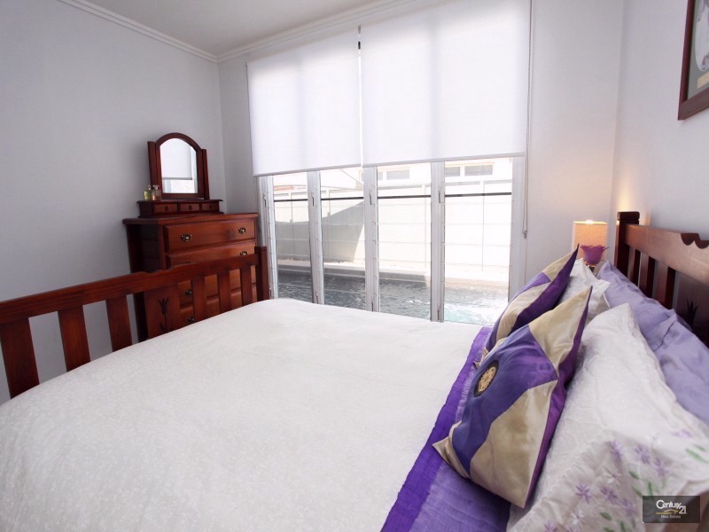 18 Waterline Close, Mount Coolum QLD 4573