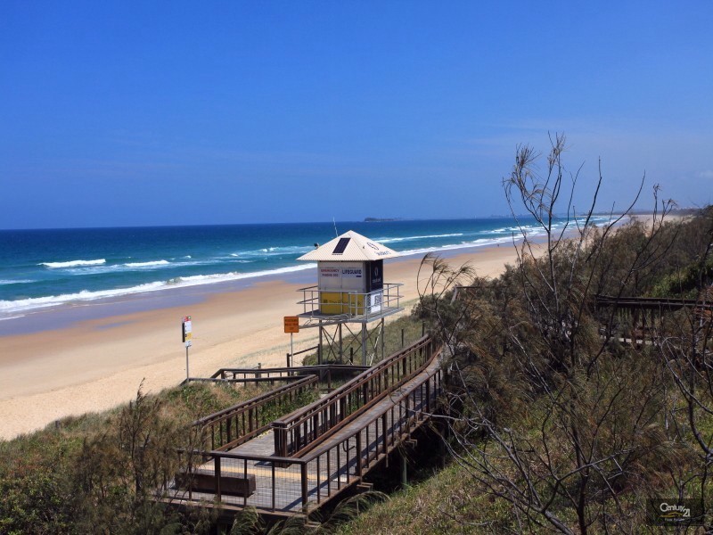 18 Waterline Close, Mount Coolum QLD 4573