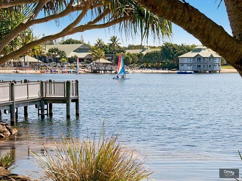 67/80 North Shore Road, Twin Waters QLD 4564