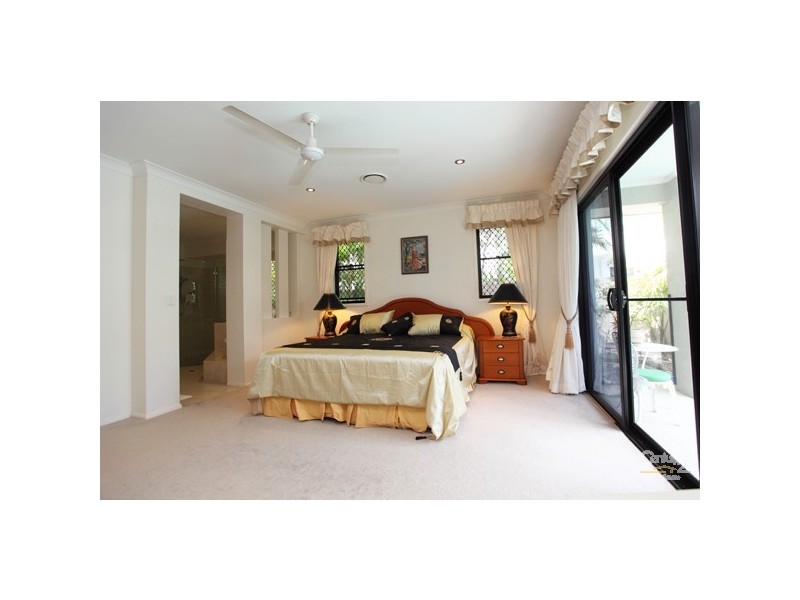 6 Waterfront Court, Twin Waters QLD 4564