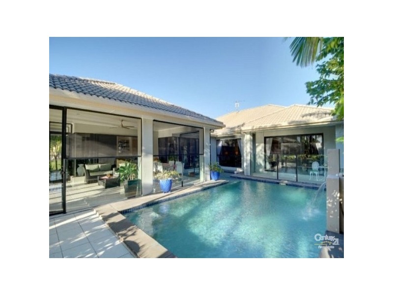 6 Waterfront Court, Twin Waters QLD 4564