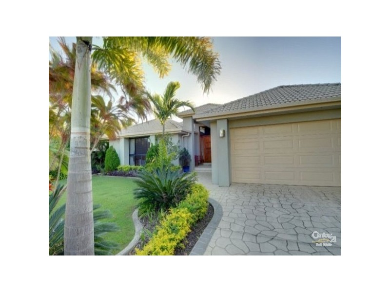 6 Waterfront Court, Twin Waters QLD 4564
