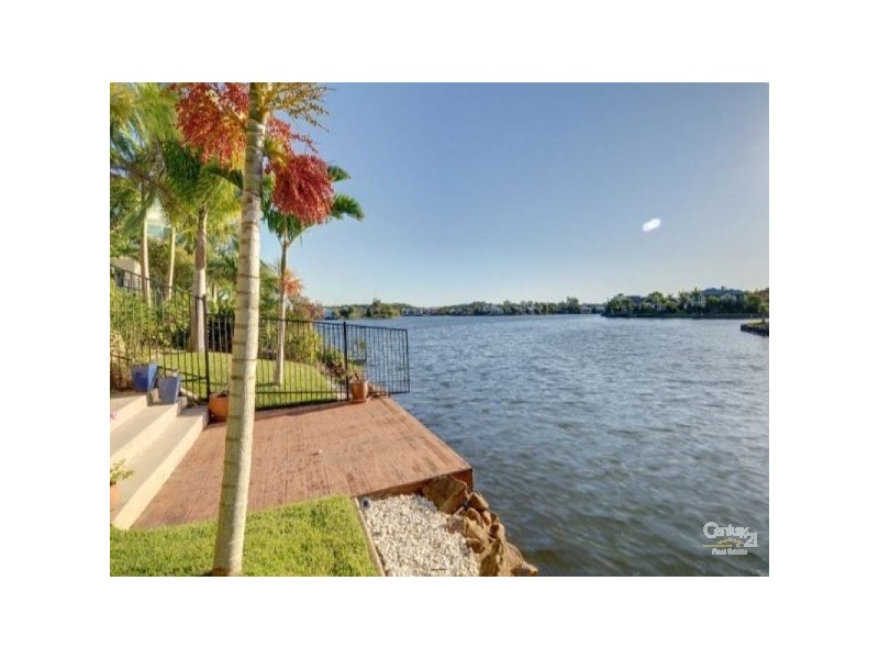 6 Waterfront Court, Twin Waters QLD 4564