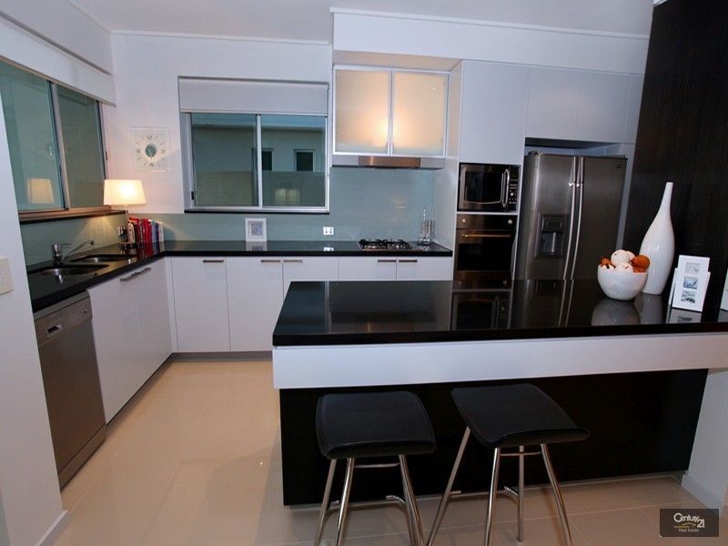27/20 Anchorage Circuit, Twin Waters QLD 4564