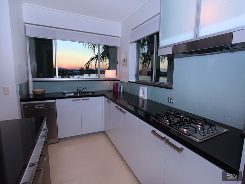 27/20 Anchorage Circuit, Twin Waters QLD 4564