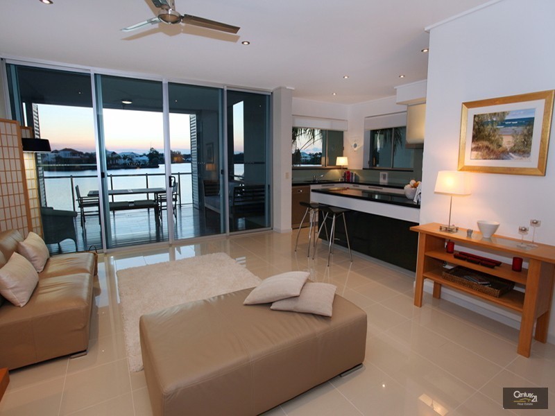 27/20 Anchorage Circuit, Twin Waters QLD 4564
