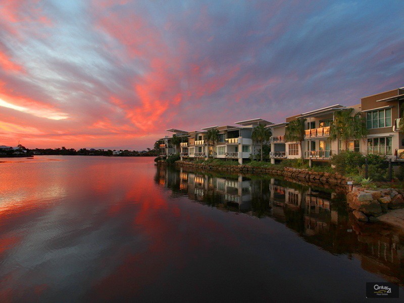27/20 Anchorage Circuit, Twin Waters QLD 4564