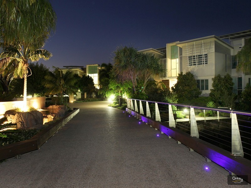 27/20 Anchorage Circuit, Twin Waters QLD 4564