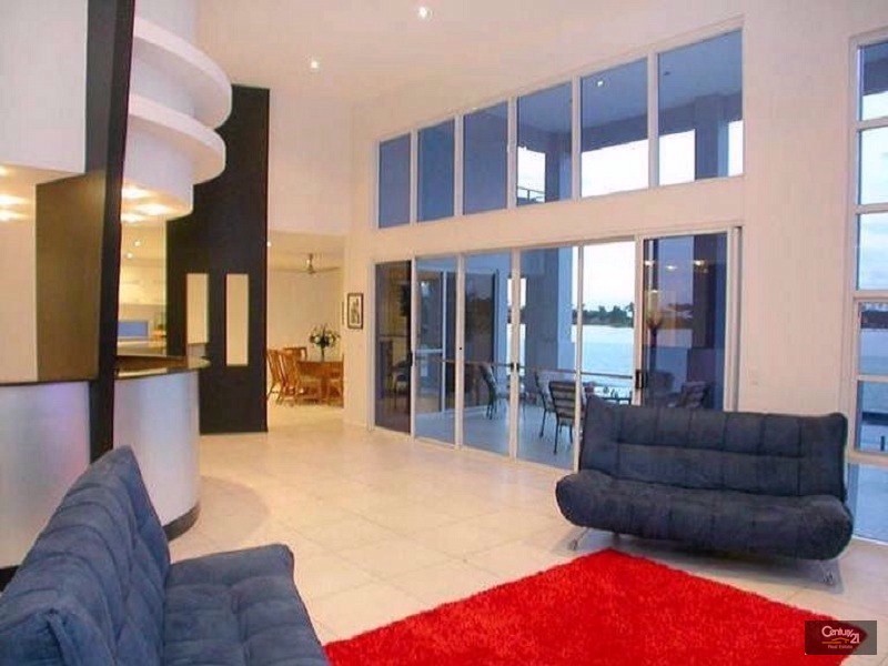 7 River Edge Court, Twin Waters QLD 4564