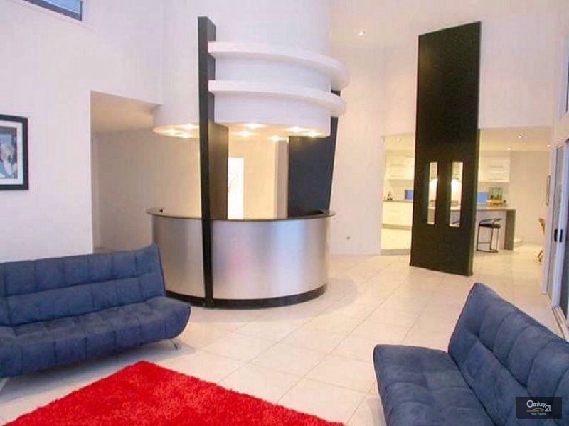 7 River Edge Court, Twin Waters QLD 4564