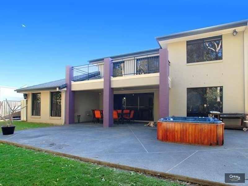 74 Anchorage Circuit, Twin Waters QLD 4564