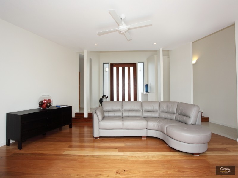 12 Waterfront Court, Twin Waters QLD 4564