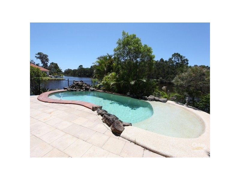 13 Glenwood Place, Twin Waters QLD 4564