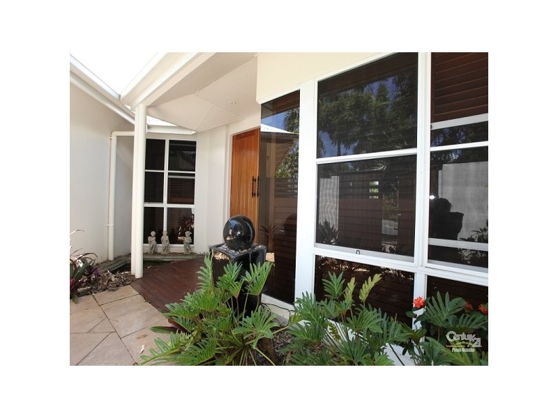 13 Glenwood Place, Twin Waters QLD 4564